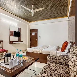 Palace 3* Delhi (National Capital Territory of India)